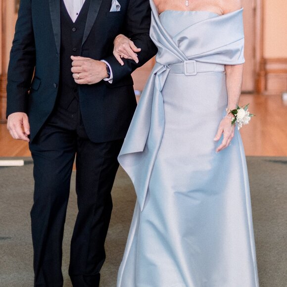 BADGLEY MISCHKA GOWN - PERFECT MOB DRESS; CONVERTIBLE - Picture 1 of 6